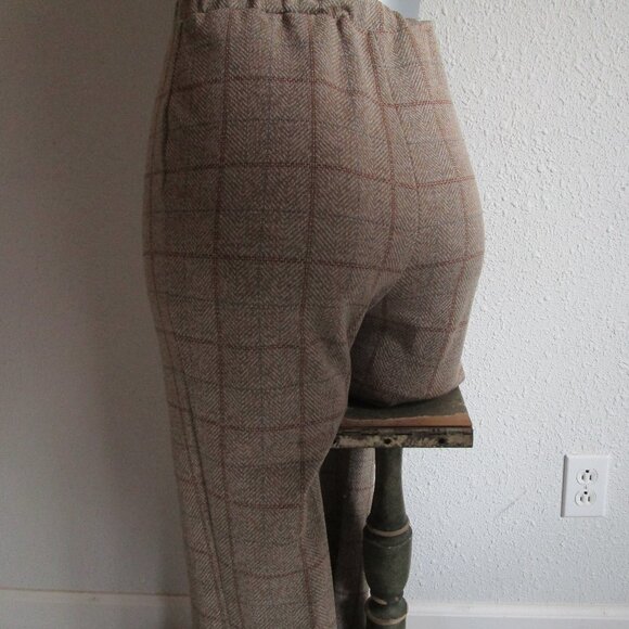 1970s brown faux wool slacks with elastic waist. Plaid, used condition. - Picture 3 of 12